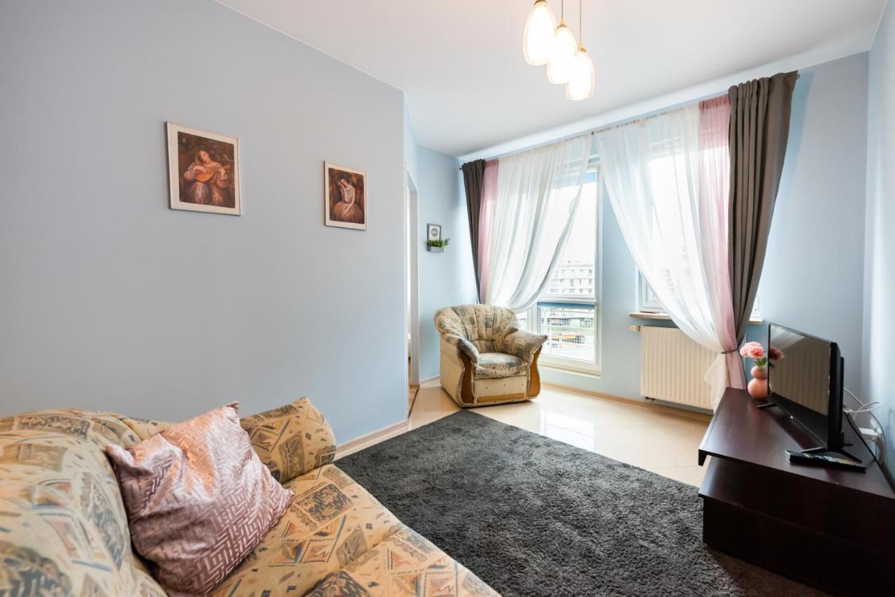 Wola Pleasure Place Apartment 바르샤바 외부 사진