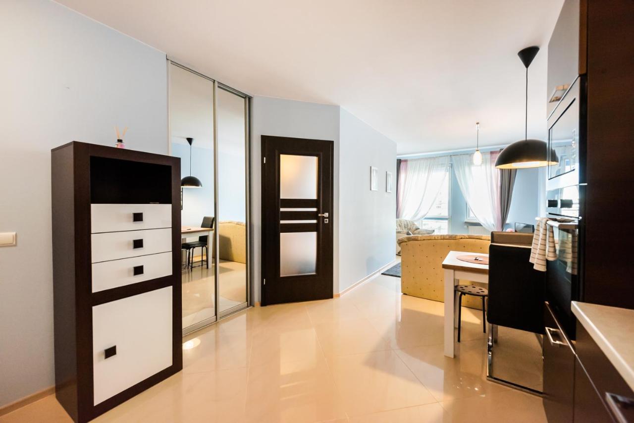 Wola Pleasure Place Apartment 바르샤바 외부 사진